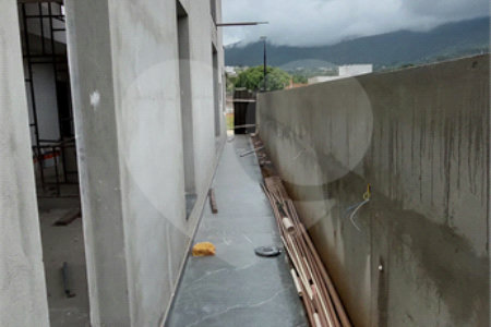 Terreno à venda com 4 suítes no condomínio Ecoville Residence, Atibaia - SP