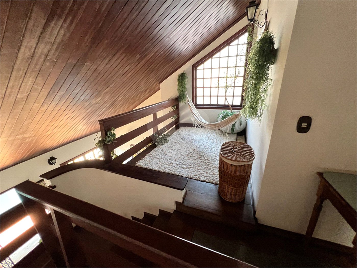 Casa à venda com 4 quartos, sendo 3 suítes, em Chácara Monte Alegre, São Paulo, SP