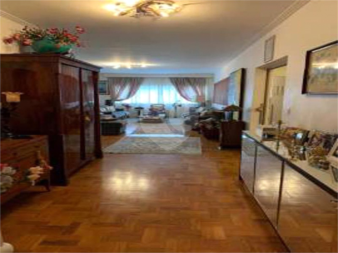 Apartamento à venda com 3 quartos, sendo 1 suíte, em Jardim Paulista, São Paulo, SP