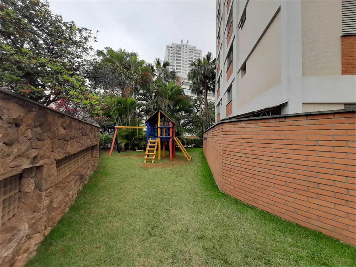 Apartamento à venda com 3 quartos, sendo 1 suíte,  em Bela Aliança, São Paulo, SP