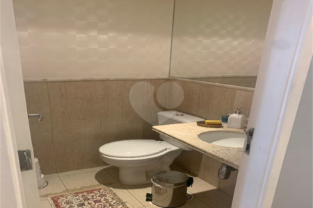 Apartamento à venda com 3 quartos, sendo 2 suítes, em Cidade São Francisco, São Paulo, SP