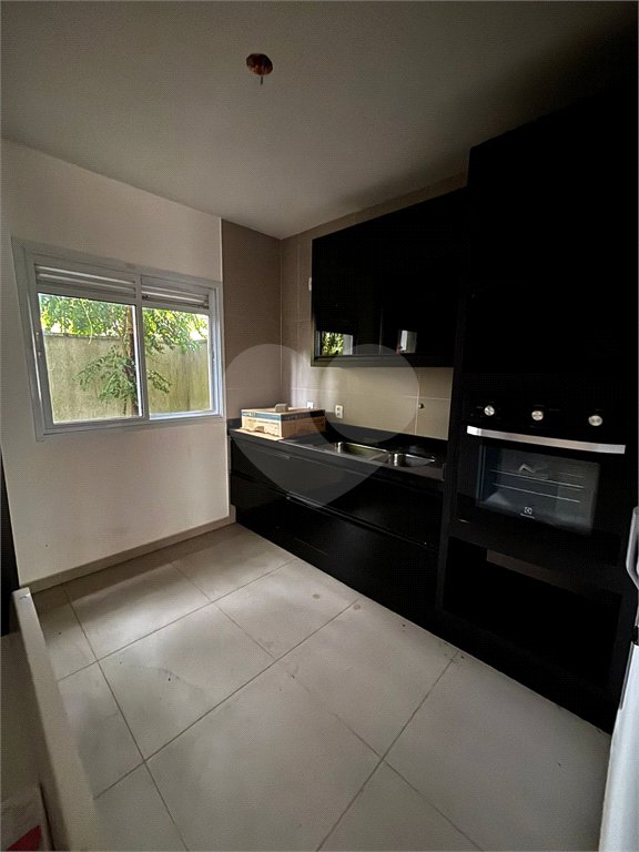 Casa à venda com 2 suítes no condomínio Cântaros da Serra, São Paulo - SP