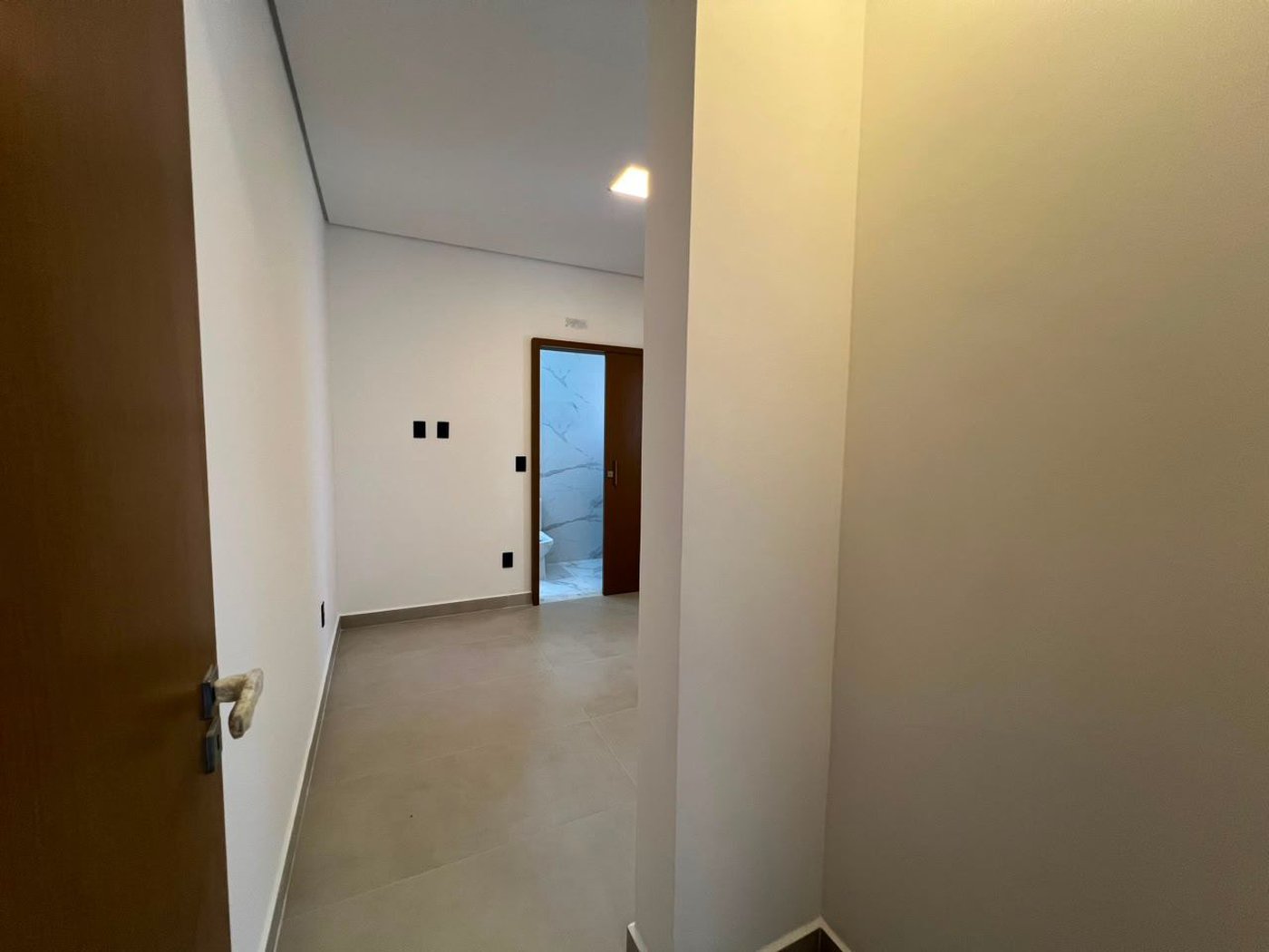 Sobrado com 4 dormitórios à venda, 234 m² por R$ 2.500.000,00 - Ponta da Praia - Santos/SP