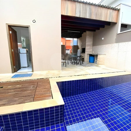 Casa à venda com 3 quartos, sendo 1 suíte, no condomínio Morada da Praia, Bertioga - SP