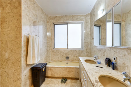 Apartamento à venda com 4 suítes em Jardim Marajoara, São Paulo, SP