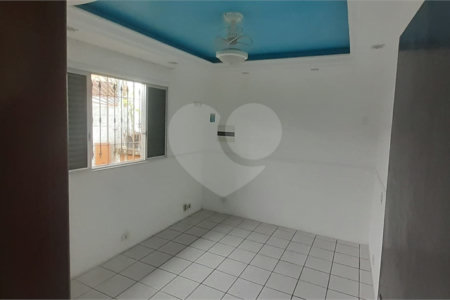Casa à venda com 3 quartos, sendo 1 suíte, em Vila Gustavo, São Paulo, SP