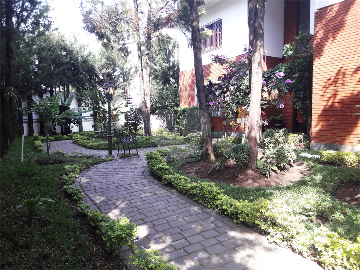 Casa à venda com 5 quartos, sendo 3 suítes,  em Butantã, São Paulo, SP