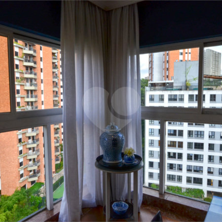 Cobertura à venda com 4 suítes em Vila Suzana, São Paulo, SP