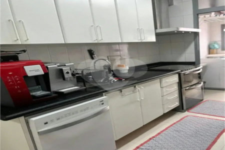 Apartamento à venda com 3 quartos, sendo 1 suíte,  em Parque Imperial, São Paulo, SP