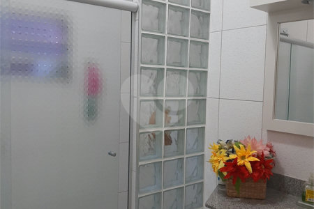 Casa à venda com 4 quartos, sendo 1 suíte, em Vila Vitório Mazzei, São Paulo, SP
