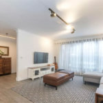 Sobrado à venda com 4 quartos, sendo 1 suíte, em Cidade Monções, São Paulo, SP