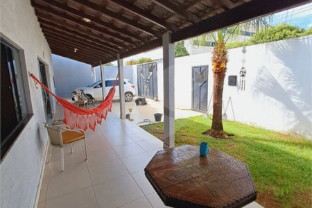 Casa à venda com 2 quartos, sendo 1 suíte, em Morada da Serra, Cuiabá, MT