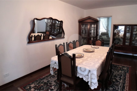 Casa Térrea à venda com 4 suítes em Brooklin Paulista, São Paulo, SP