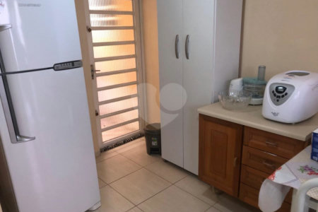 Casa à venda com 3 quartos, sendo 2 suítes,  em Jardim do Lago, Atibaia, SP