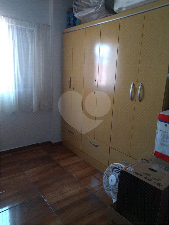 Casa à venda com 4 quartos, sendo 1 suíte, em Vila Pirajussara, São Paulo, SP