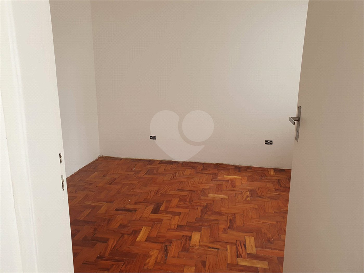 Casa à venda com 3 quartos, sendo 1 suíte, em Santo Amaro, São Paulo, SP