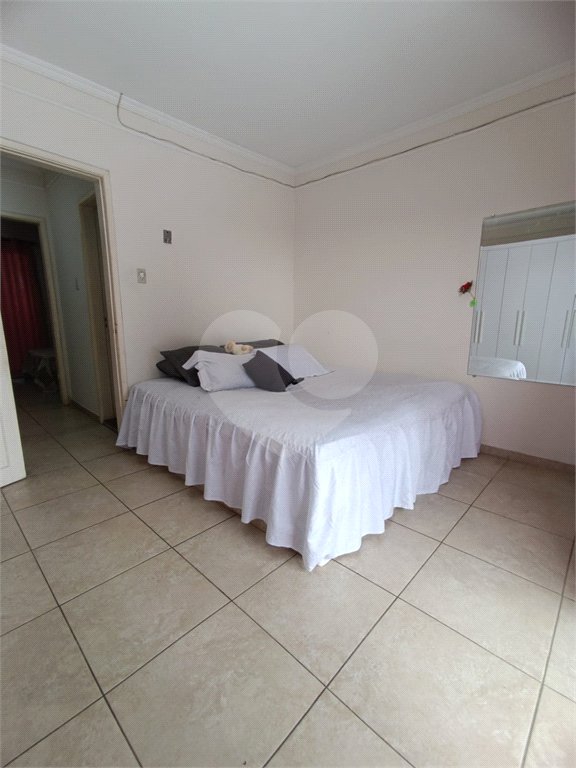 Sobrado à venda com 2 quartos em Vila Medeiros, São Paulo, SP