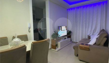 Apartamento à venda com 2 quartos em Parque Reboucas, São Paulo, SP
