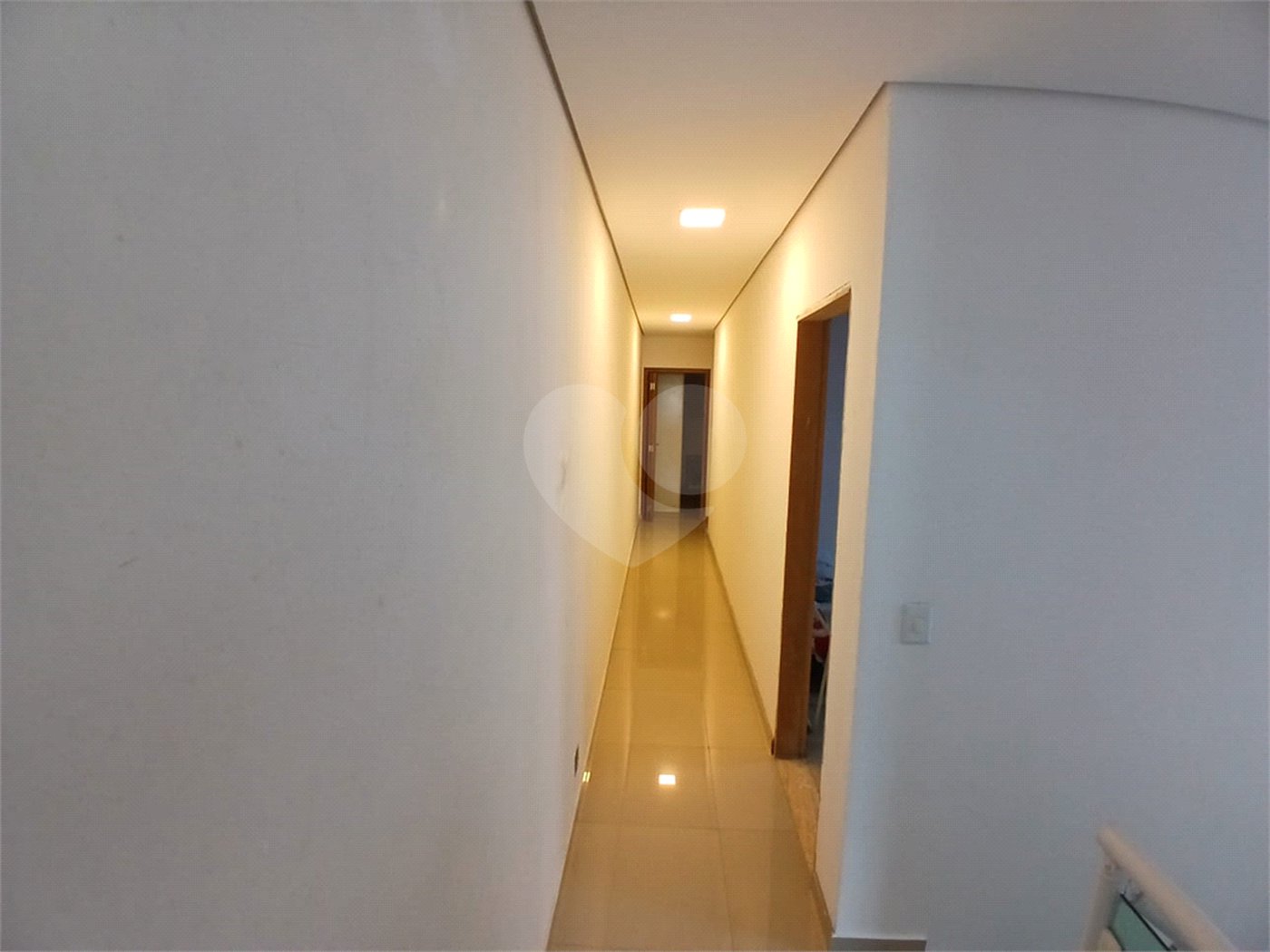 Casa à venda com 3 quartos, sendo 1 suíte,  em Mogi Moderno, Mogi das Cruzes, SP