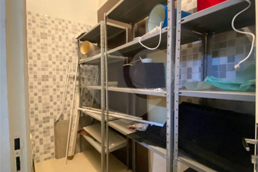 Casa à venda com 3 quartos, sendo 1 suíte, no condomínio Village Santa Cecilia, São Paulo - SP