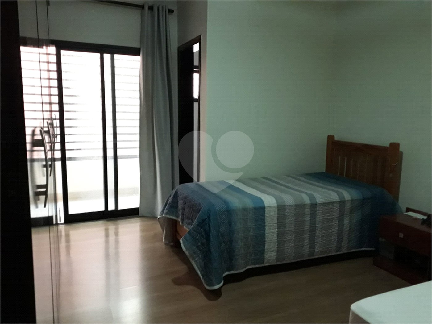 Casa Térrea à venda com 3 quartos, sendo 1 suíte,  em Vila Áurea, Poá, SP