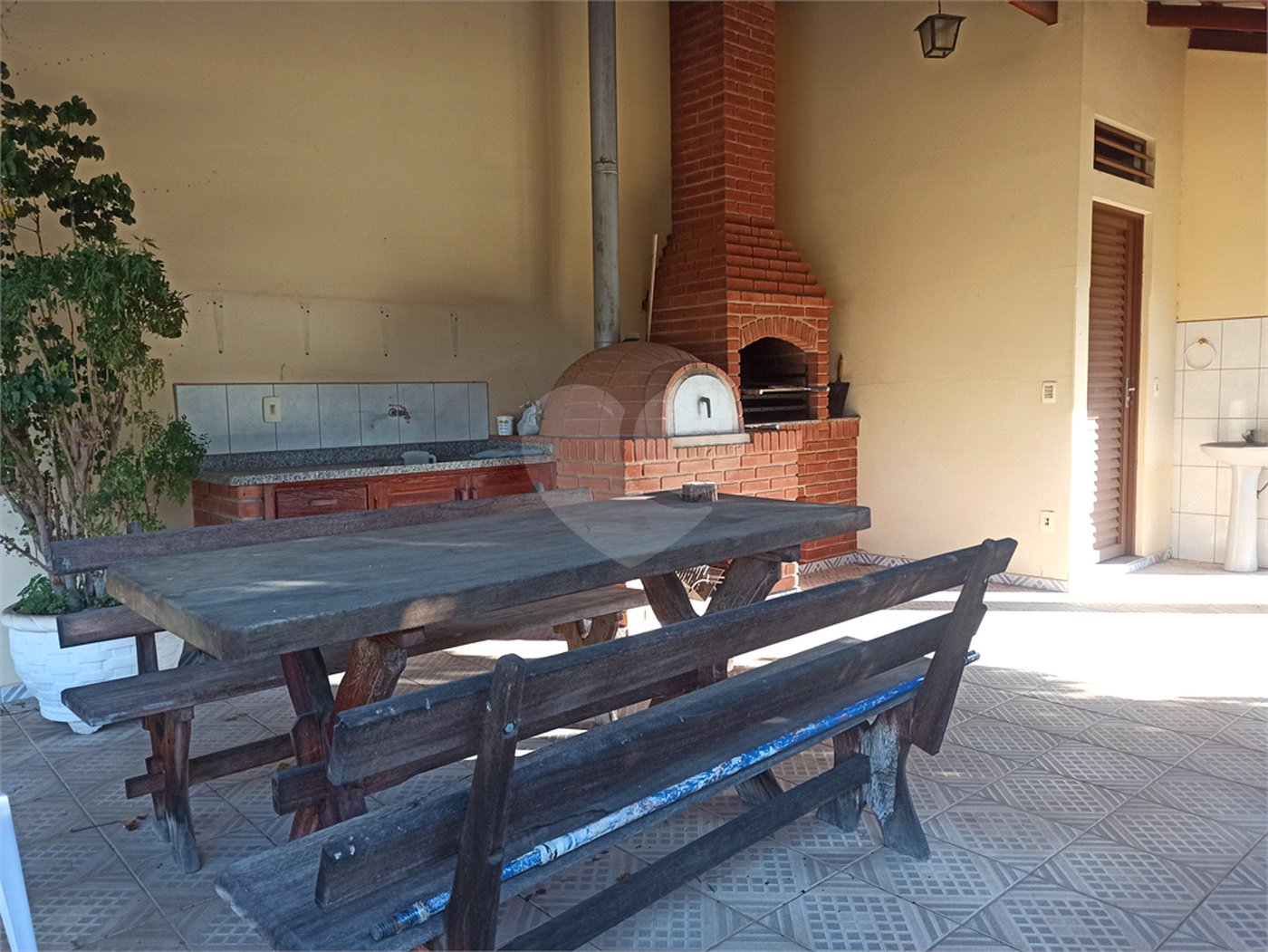 Casa à venda com 3 quartos, sendo 1 suíte, em Vila Esperia Ou Giglio, Atibaia, SP