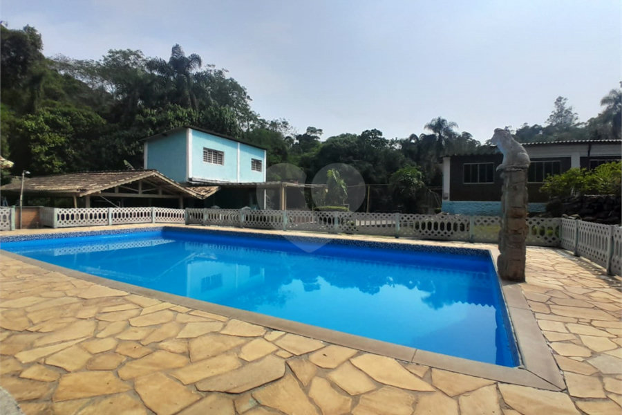 Chácara à venda ou para alugar com 20 quartos, sendo 10 suítes,  em Serra da Cantareira, Mairiporã, SP
