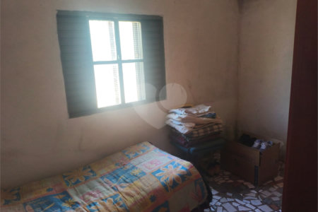 Sítio à venda com 2 quartos em Retiro Santana, Itapetininga, SP