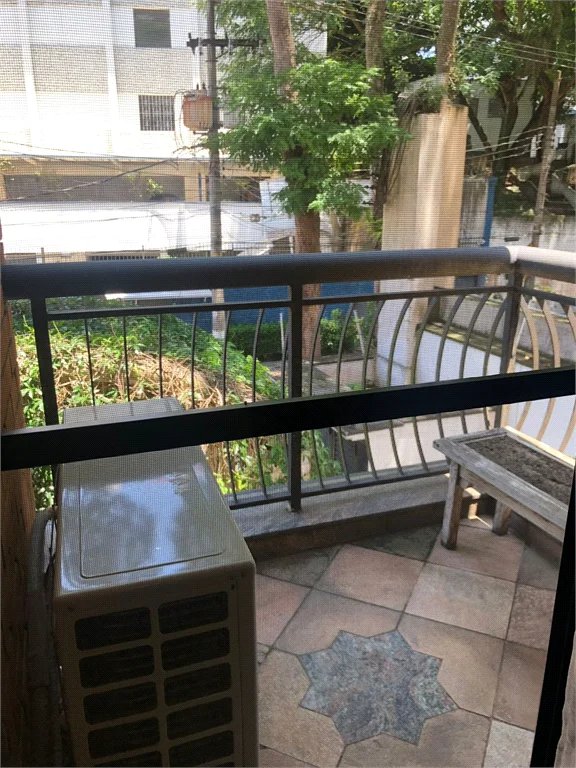Apartamento à venda com 3 quartos, sendo 2 suítes, em Real Parque, São Paulo, SP