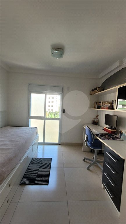 Casa à venda com 2 suítes no condomínio Residencial Sophia, São Paulo - SP