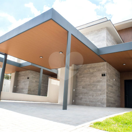 Casa à venda com 3 suítes em Vila Santista, Atibaia, SP