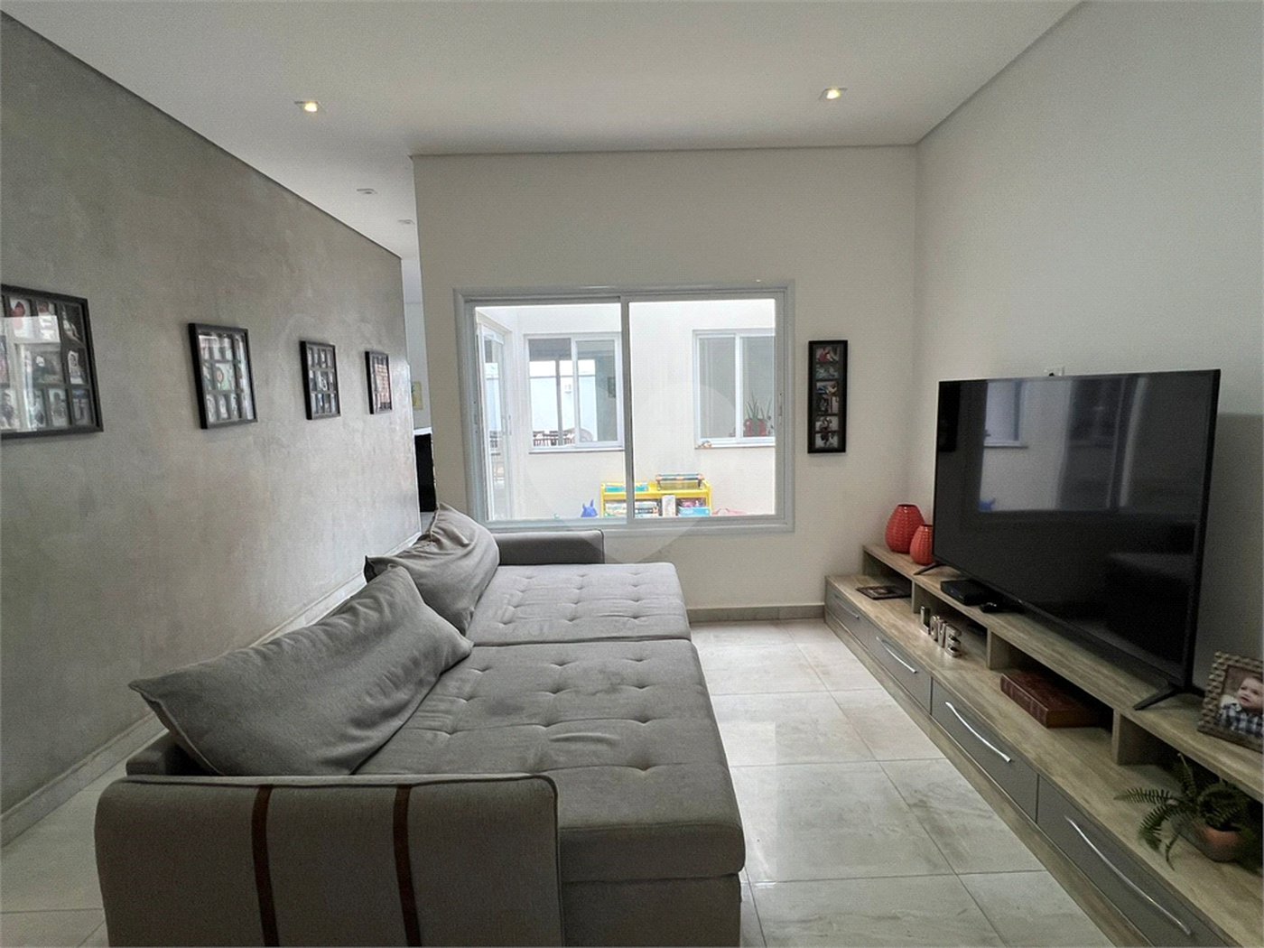 Casa à venda com 3 quartos, sendo 1 suíte,  no condomínio Golden Park Residence, Sorocaba - SP