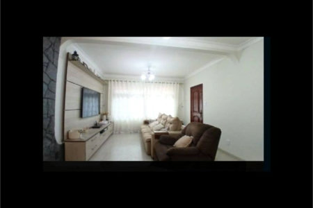 Casa à venda com 3 quartos, sendo 1 suíte, em Vila Ré, São Paulo, SP