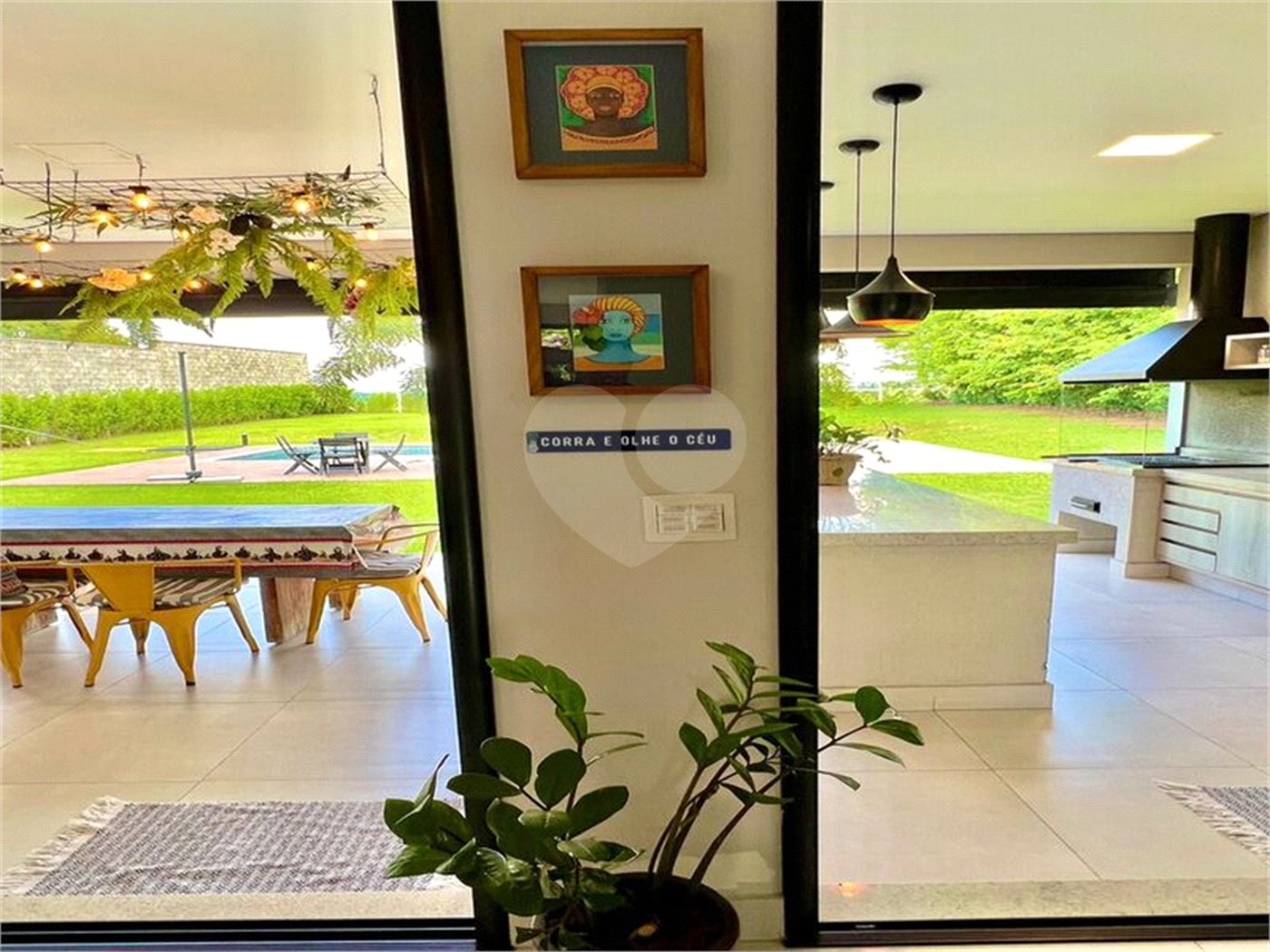 Casa à venda com 3 suítes no condomínio Acmti - Colinas do Mosteiro, Terras de Itaici e Recanto dos Pássaros, Indaiatuba - SP