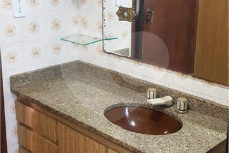 Sobrado à venda com 4 quartos em Tucuruvi, São Paulo, SP