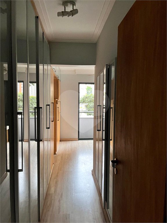 Apartamento à venda ou para alugar com 3 quartos, sendo 1 suíte,  em Vila Pompéia, São Paulo, SP
