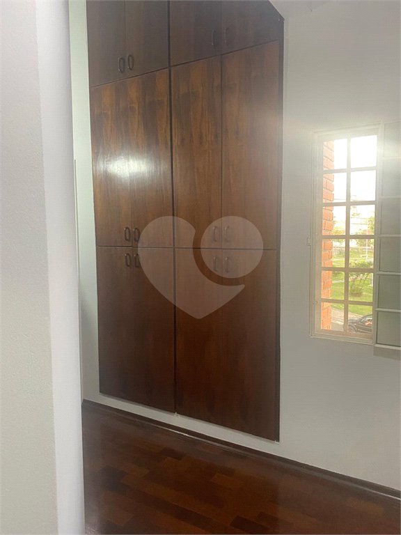 Sobrado à venda ou para alugar com 3 quartos, sendo 1 suíte, no Centro, Salto, SP
