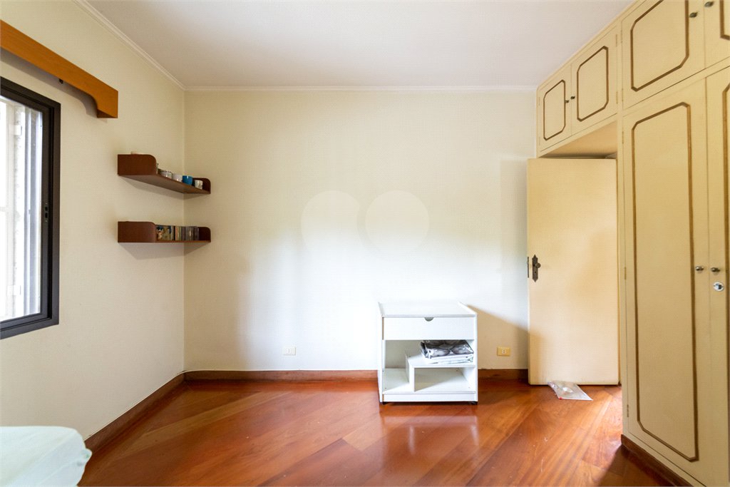 Sobrado à venda com 3 quartos, sendo 1 suíte, em Jardim Prudência, São Paulo, SP
