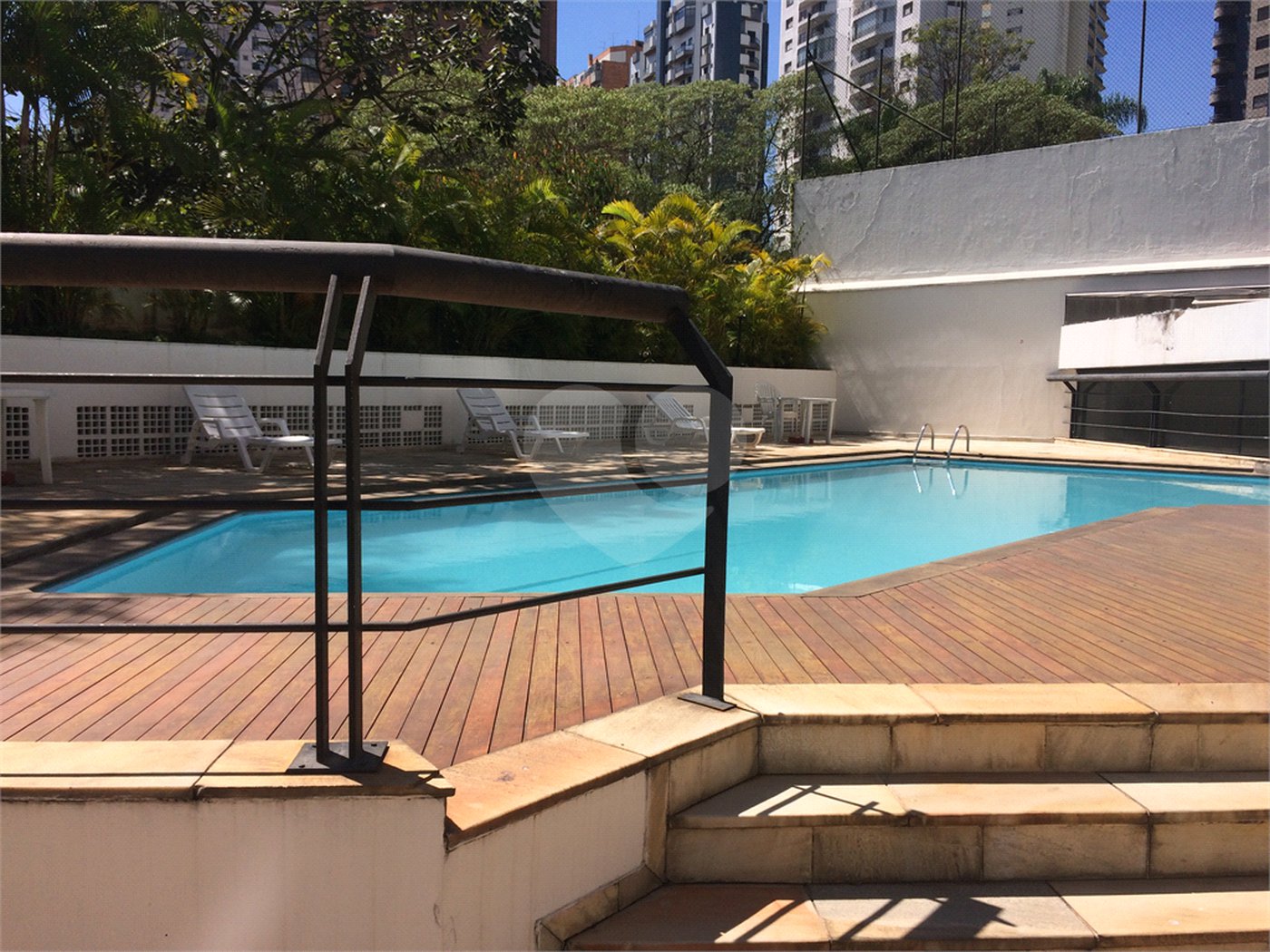 Apartamento à venda com 3 suítes em Vila Suzana, São Paulo, SP