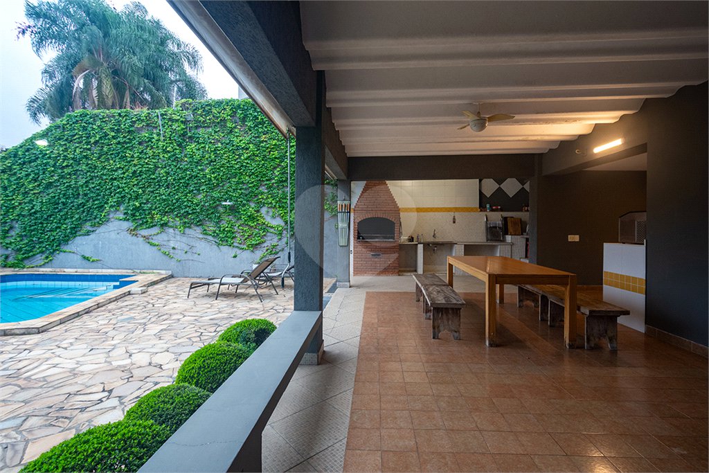 Sobrado à venda com 3 suítes em Vila Ipojuca, São Paulo, SP