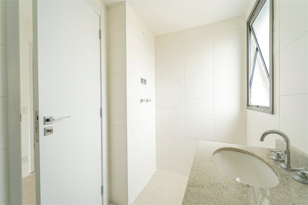 Apartamento à venda com 3 suítes em Vila Mascote, São Paulo, SP