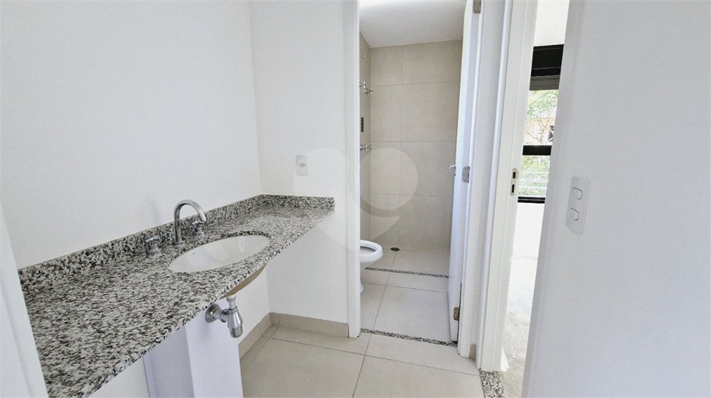 Apartamento à venda com 3 quartos, sendo 2 suítes, em Brooklin, São Paulo, SP