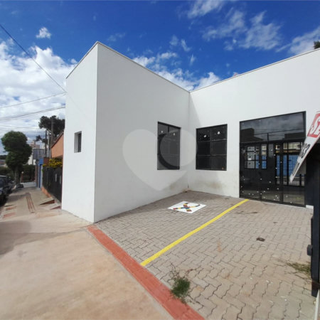 Imóvel Comercial na Rua Miguel Petroni – Localização Estratégica em Frente ao Campus da USP 1