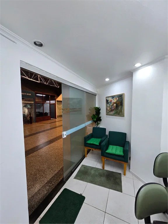 Sala comercial próximo ao Shopping Raposo