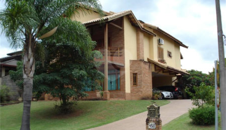 Casa à venda com 3 suítes no condomínio Fazenda Imperial, Sorocaba - SP
