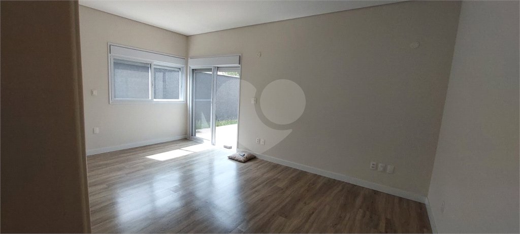 Casa à venda com 3 suítes no condomínio Figueira Garden, Atibaia - SP
