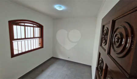 Casa Térrea à venda com 3 quartos em Conjunto Residencial Butantã, São Paulo, SP