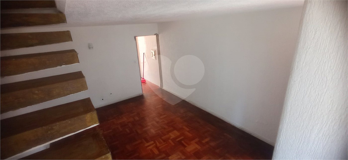 Sobrado à venda com 3 quartos em Água Fria, São Paulo, SP
