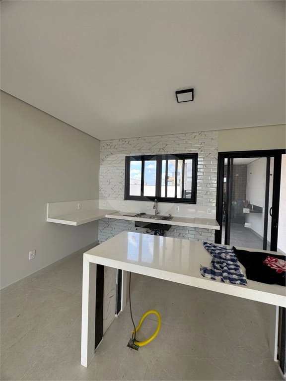 Casa à venda com 3 quartos, sendo 1 suíte, no condomínio Reserva Central Parque, Salto - SP