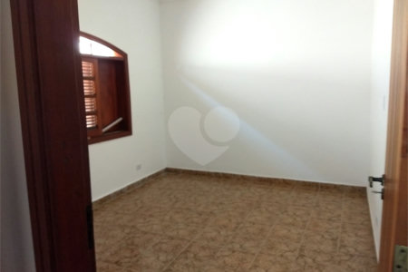 Sobrado à venda com 5 quartos, sendo 1 suíte, em Vila Esperia Ou Giglio, Atibaia, SP